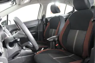 Nissan Versa 2025 SR 4dr Sedan