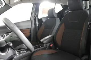 Nissan Kicks 2024 SR 4dr Crossover