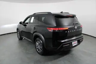 Nissan Pathfinder 2025 SV 4dr SUV