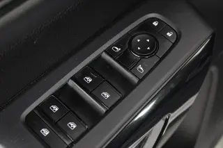 Nissan Pathfinder 2025 SV 4dr SUV