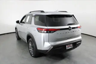 Nissan Pathfinder 2025 SV 4dr SUV