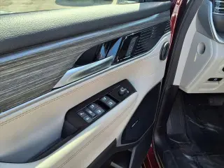 Jeep Wagoneer 2024 4x4 Series III 4dr SUV