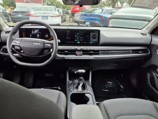 Kia K4 2025 LXS 4dr Sedan