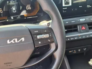 Kia K4 2025 LXS 4dr Sedan