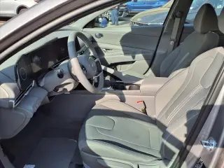 Hyundai ELANTRA 2025 SEL Convenience 4dr Sedan