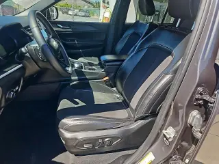 Jeep Grand Cherokee 2024 4x4 Laredo 4dr SUV