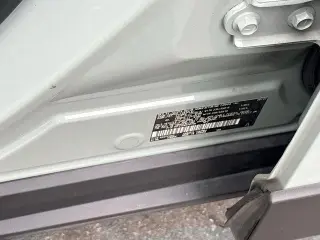 Toyota RAV4 2023 XLE Premium 4dr SUV
