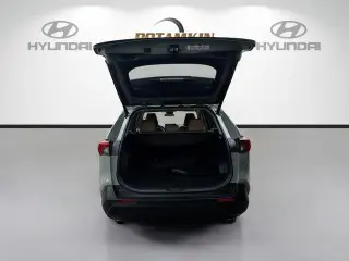 Toyota RAV4 2023 XLE Premium 4dr SUV