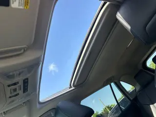 Toyota RAV4 2019 XLE Premium 4dr SUV
