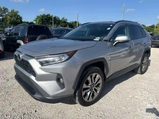 Toyota RAV4 2019 XLE Premium 4dr SUV