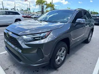 Toyota RAV4 2024 XLE 4dr SUV