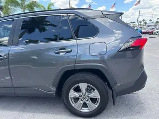 Toyota RAV4 2024 XLE 4dr SUV