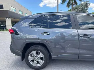 Toyota RAV4 2024 XLE 4dr SUV
