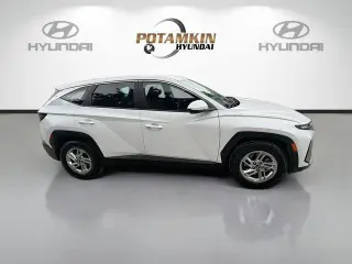 Hyundai TUCSON 2025 SE 4dr SUV