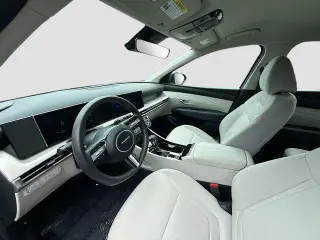 Hyundai TUCSON 2025 SE 4dr SUV
