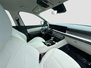 Hyundai TUCSON 2025 SE 4dr SUV