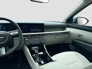 Hyundai TUCSON 2025 SE 4dr SUV