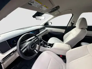 Hyundai TUCSON 2026 SE 4dr SUV