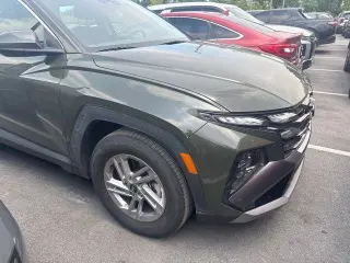 Hyundai TUCSON 2025 SE 4dr SUV