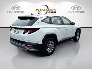 Hyundai TUCSON 2026 SE 4dr SUV
