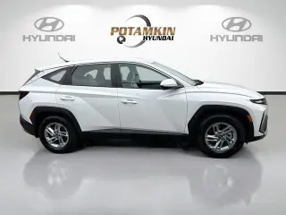 Hyundai TUCSON 2026 SE 4dr SUV