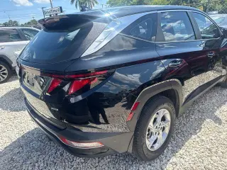 Hyundai TUCSON 2024 AWD SE 4dr SUV (midyear release)