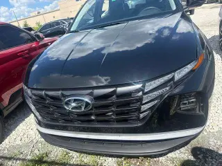Hyundai TUCSON 2024 AWD SE 4dr SUV (midyear release)