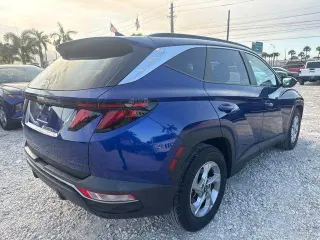 Hyundai TUCSON 2024 SEL 4dr SUV (midyear release)