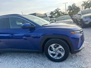 Hyundai TUCSON 2024 SEL 4dr SUV (midyear release)