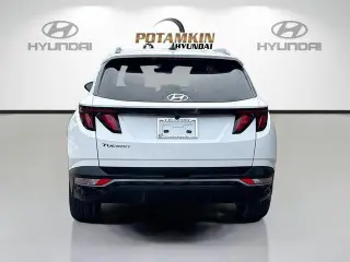 Hyundai TUCSON 2024 SEL 4dr SUV (midyear release)