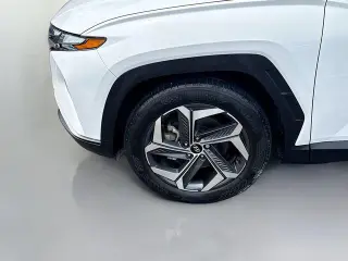 Hyundai TUCSON 2024 SEL 4dr SUV (midyear release)