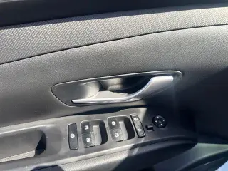 Hyundai TUCSON 2024 SEL 4dr SUV (midyear release)