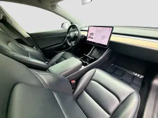 Tesla Model 3 2020 AWD Standard Range 4dr Fastback