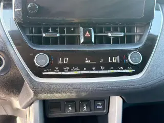 Toyota Corolla Cross 2023 XLE 4dr Crossover