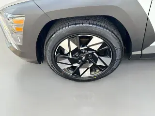 Hyundai KONA 2024 SEL 4dr Crossover