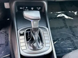 Hyundai KONA 2025 SEL 4dr Crossover