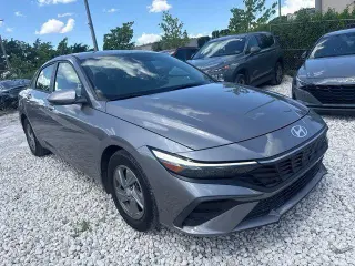 Hyundai ELANTRA 2024 SE 4dr Sedan