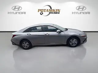 Hyundai ELANTRA 2025 SE 4dr Sedan