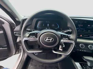 Hyundai ELANTRA 2025 SE 4dr Sedan