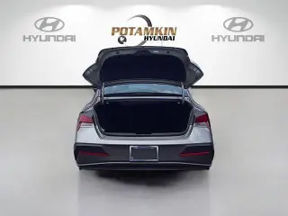 Hyundai ELANTRA 2025 SE 4dr Sedan