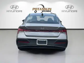 Hyundai ELANTRA 2025 SE 4dr Sedan