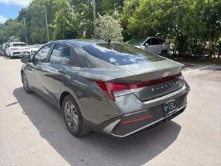 Hyundai ELANTRA 2024 SEL 4dr Sedan