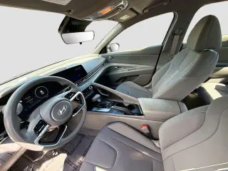 Hyundai ELANTRA 2024 SEL 4dr Sedan