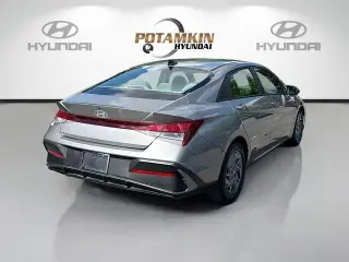 Hyundai ELANTRA 2024 SEL 4dr Sedan