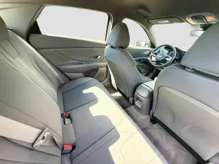 Hyundai ELANTRA 2024 SEL 4dr Sedan