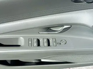 Hyundai ELANTRA 2024 SEL 4dr Sedan