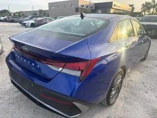 Hyundai ELANTRA 2024 SEL 4dr Sedan