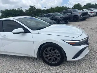 Hyundai ELANTRA 2024 SEL 4dr Sedan
