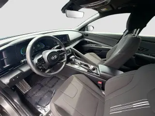 Hyundai ELANTRA 2025 SEL Sport 4dr Sedan
