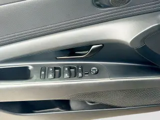 Hyundai ELANTRA 2025 SEL Sport 4dr Sedan